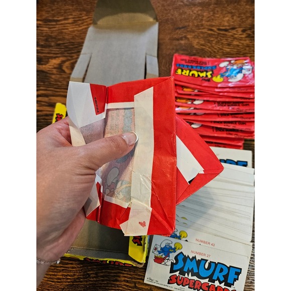Vintage 1982 Topps Smurf Supercards Trading Card Pack Peyo Retro 80s Collectible - Picture 6 of 8